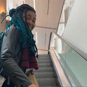 Meet your Posher, Kiya